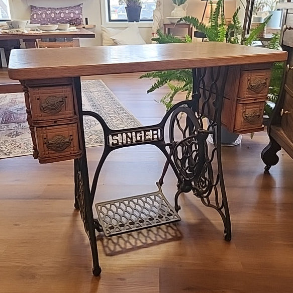 Singer Table