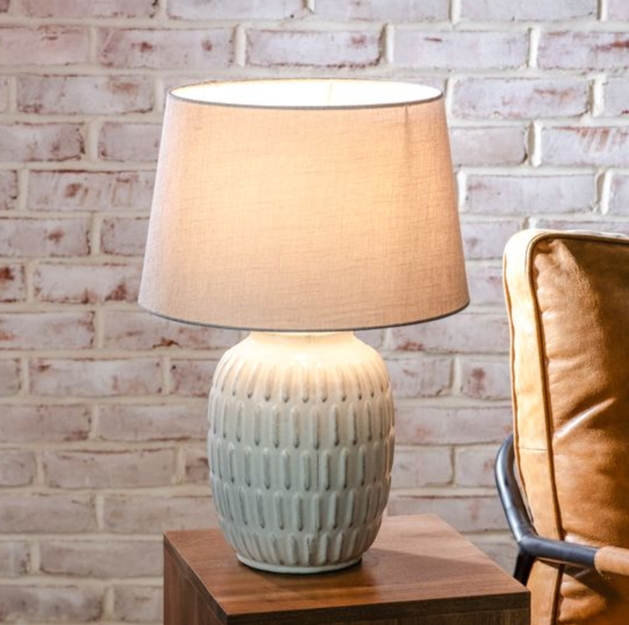 Thick Stripe Lamp 18"