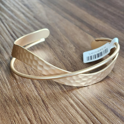 Hammered Criss Cross Fashion Bracelets