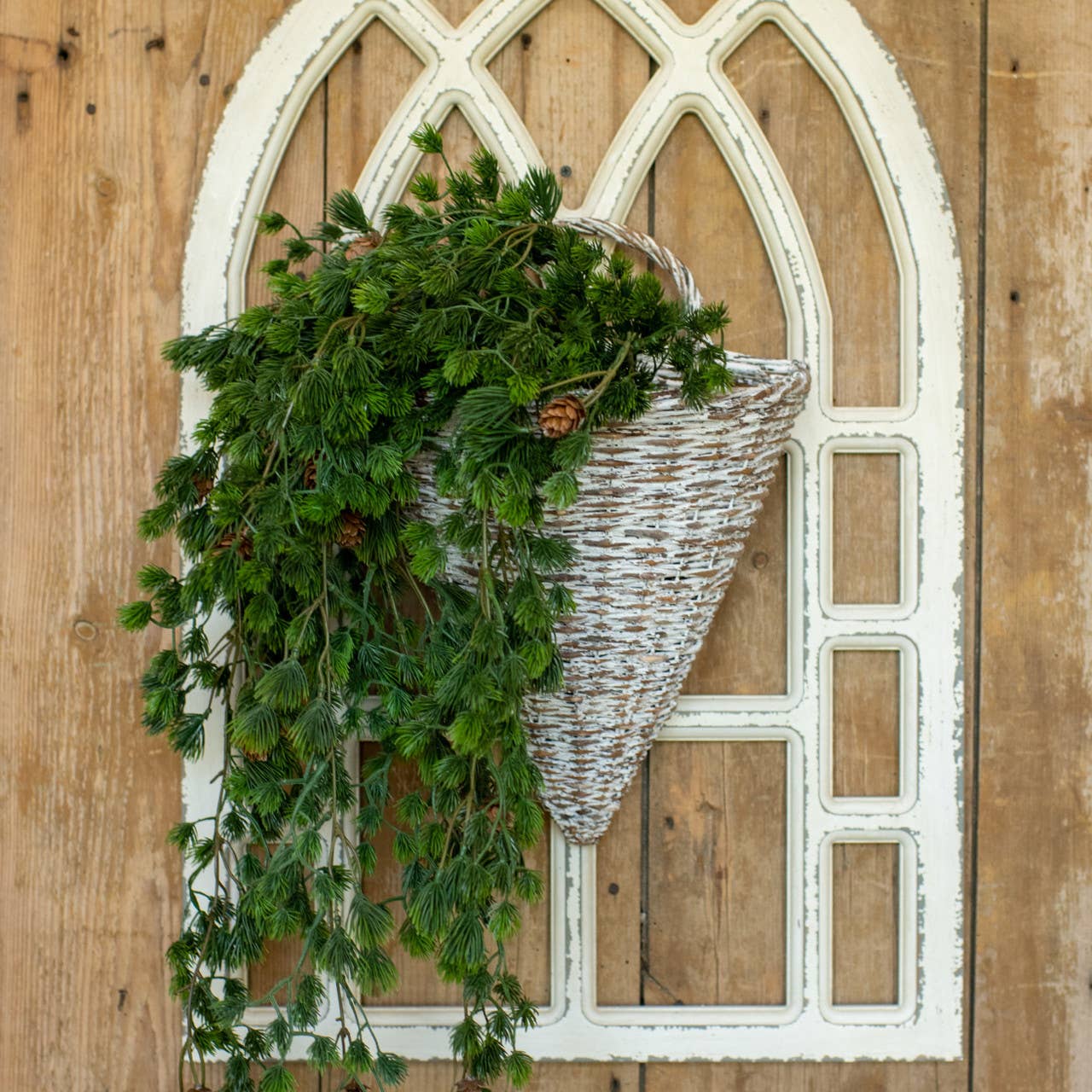 32" CLUSTER PINE HANGING VINE